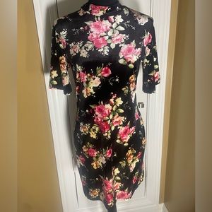 Current Project Womens Medium Dress Floral  Print Short Sleeve Body Con